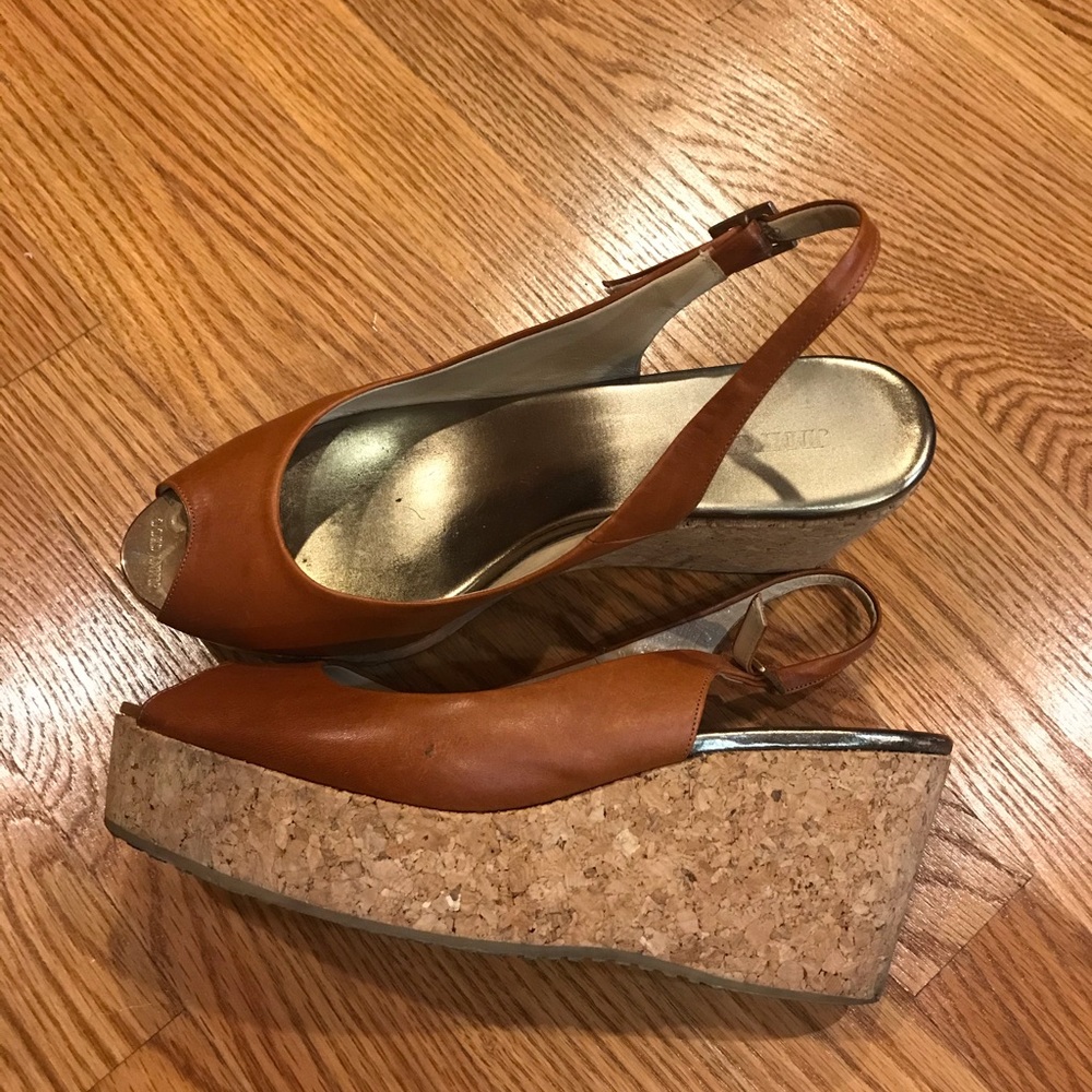 Shoes - Picture 5 of 5